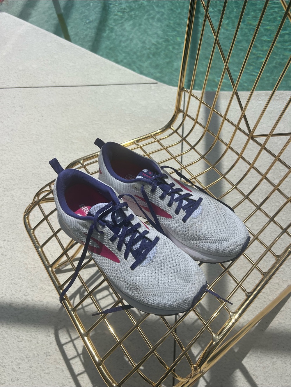 Brooks Revel 5 Gray/Blue/Pink Size 11 Athletic Shoes